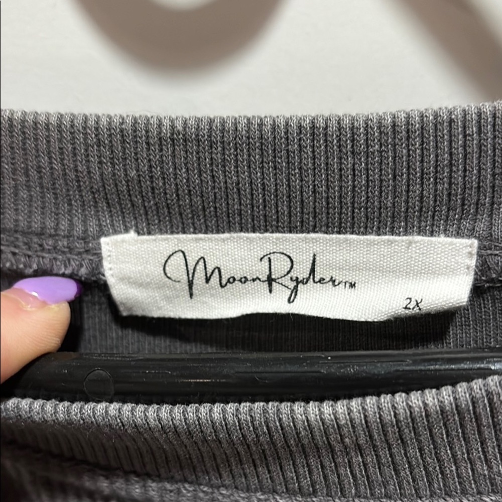 Moon Ryder Gray Ribbed Top size 2xl